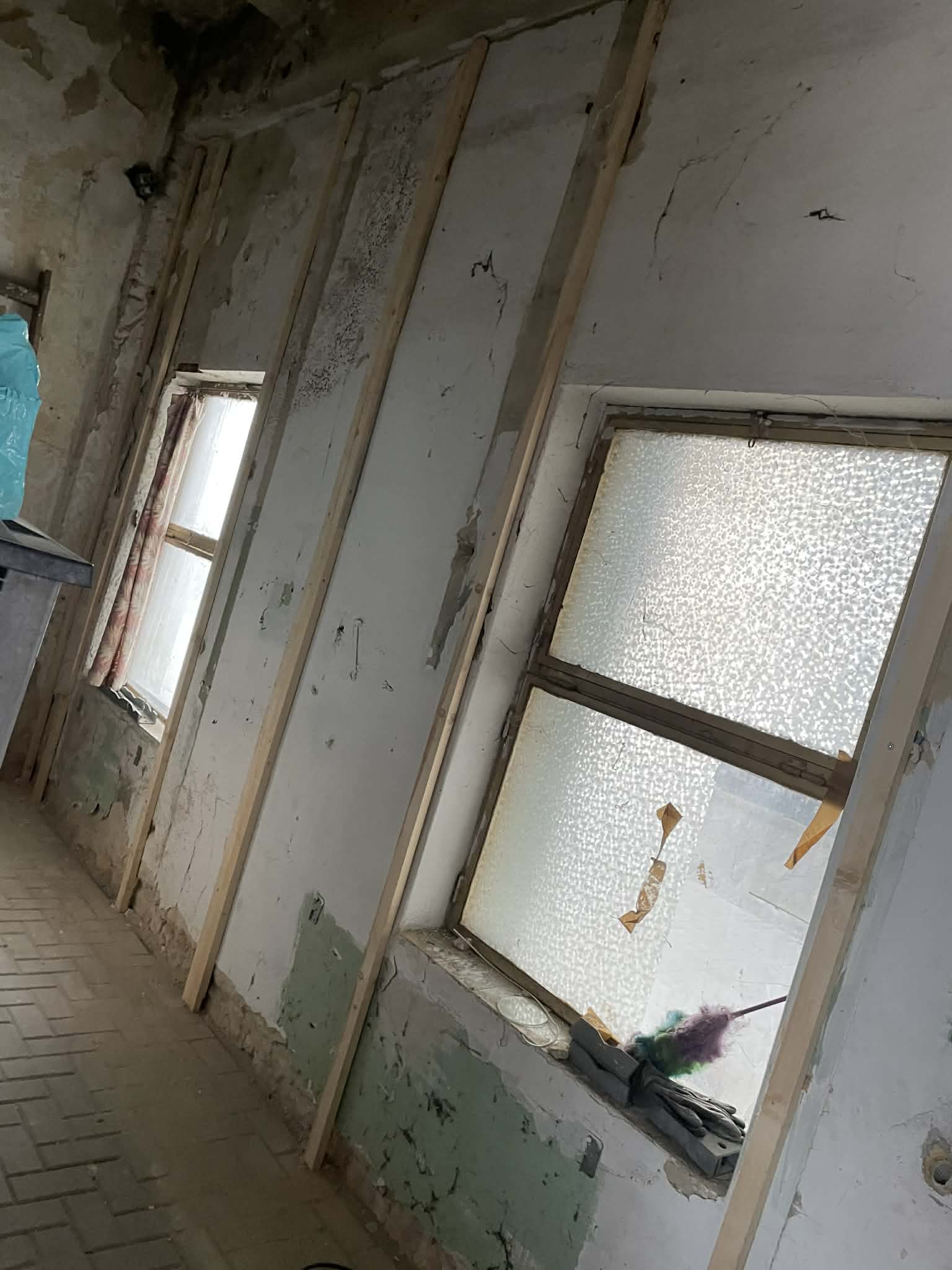 Falburkolat referencia